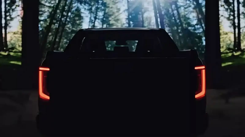 丰田Hilux预告图6.jpg