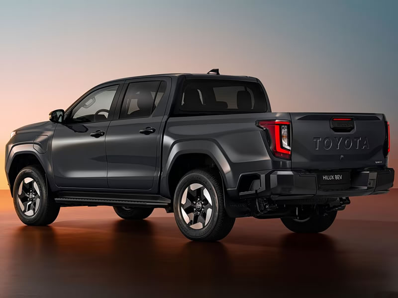 全新HiLux-10.jpg