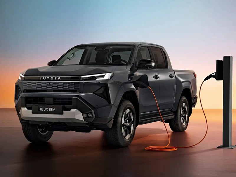 全新HiLux-18.jpg